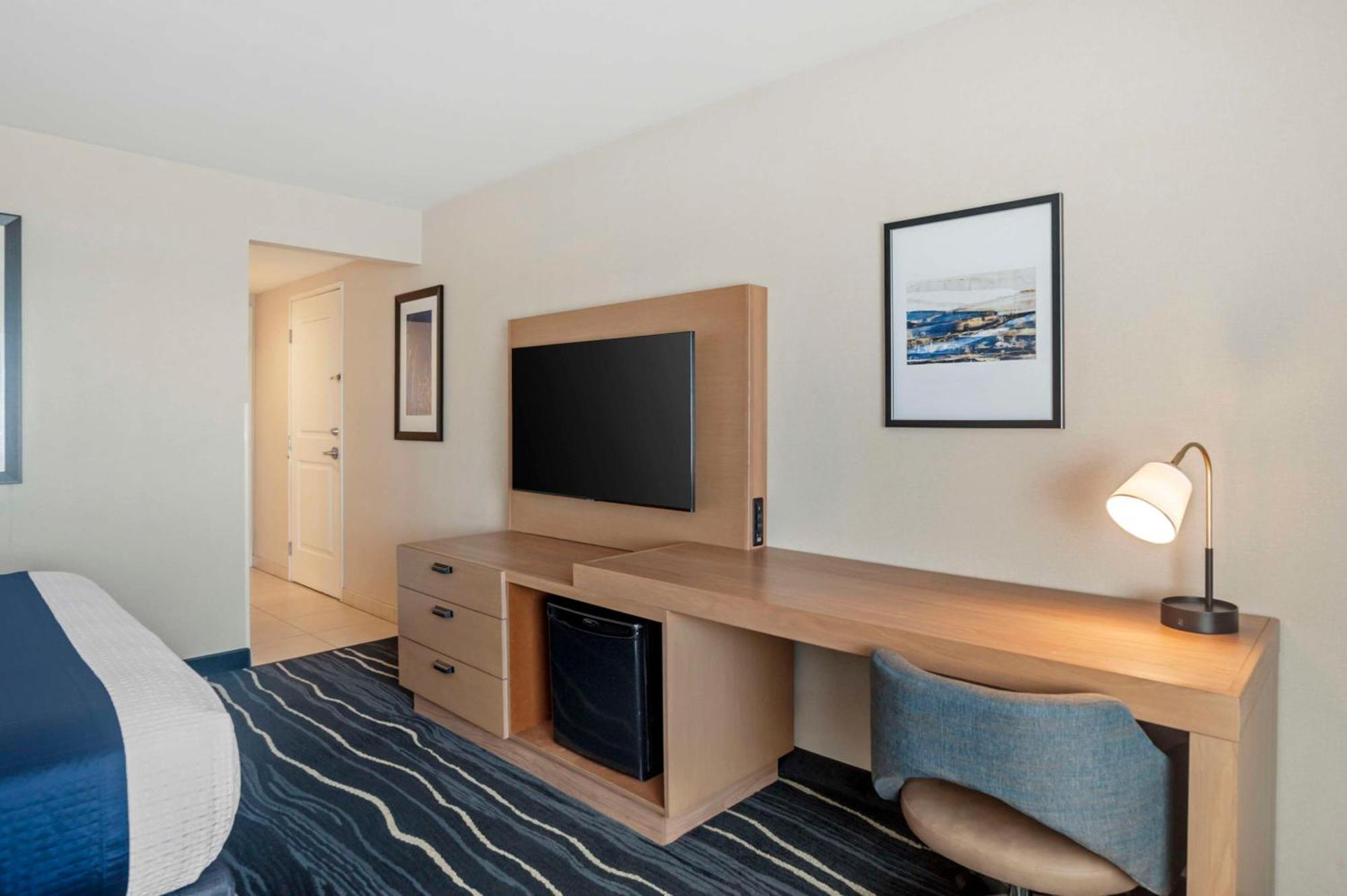 נשיונל סיטי Best Western Plus Marina Gateway Hotel מראה חיצוני תמונה
